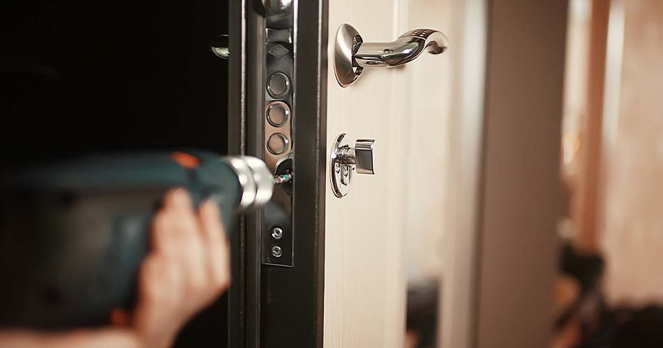 A high quality deadbolt serves as a deterrent to keep burglars out of your home. We can help you determine the best lock for your home.